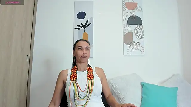 Evawalker  online show from February 5, 2025, 1:47 am