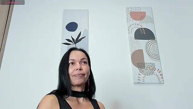 Evawalker  online show from February 14, 2025, 4:15 am