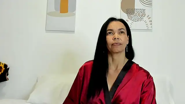 Evawalker  online show from March 22, 2025, 4:56 am