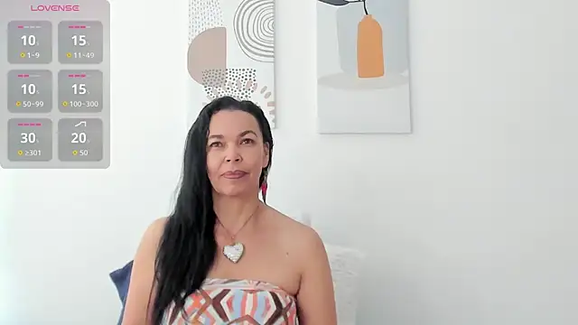 Evawalker  online show from May 19, 2026, 2:45 pm