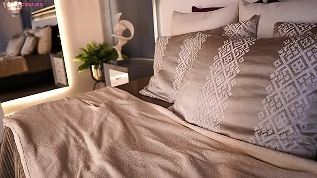 Snapshot of AylinMillerxs chatting on January 15, 2026, 8:01 pm AylinMillerxs online show from January 15, 2026, 8:01 pm