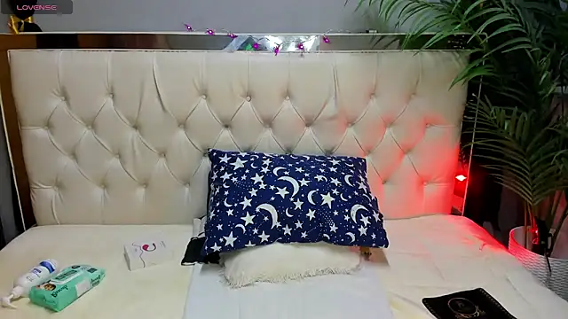 Snapshot of Aidan_twink chatting on October 30, 2025, 10:43 pm Aidan twink online show from October 30, 2025, 10:43 pm