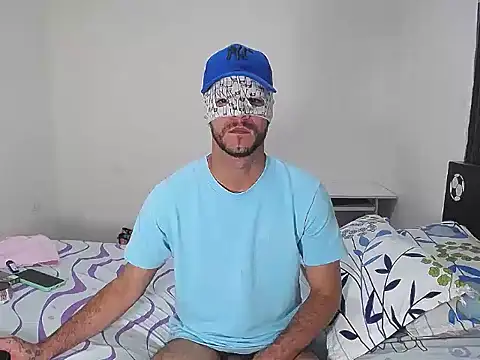 Snapshot of dirty_boy_horny chatting on December 5, 2025, 4:21 am dirty boy horny online show from December 5, 2025, 4:21 am