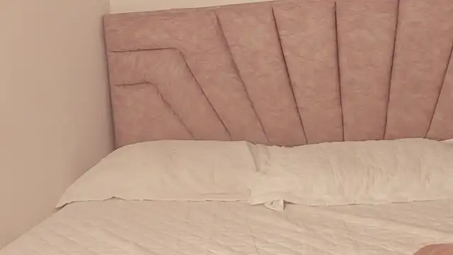 Snapshot of SavannahWildee chatting on November 24, 2025, 12:16 pm SavannahWildee online show from November 24, 2025, 12:16 pm