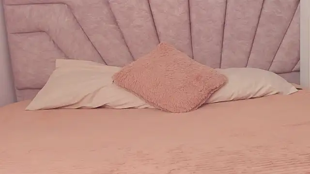 Snapshot of SavannahWildee chatting on February 23, 2026, 1:08 pm SavannahWildee online show from February 23, 2026, 1:08 pm