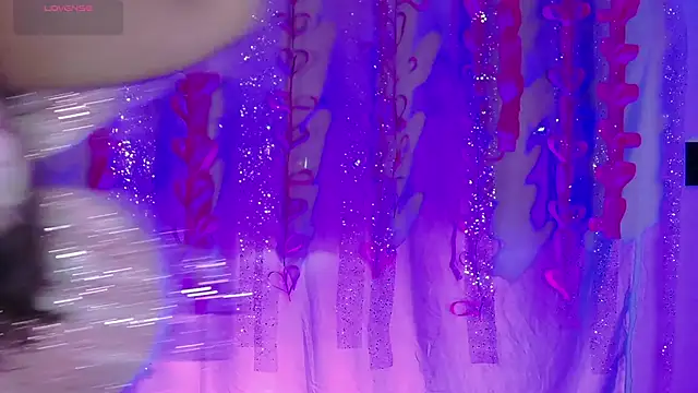 Snapshot of AspenRuss chatting on February 14, 2026, 9:11 pm AspenRuss online show from February 14, 2026, 9:11 pm