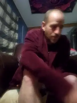 Snapshot of 5g4ever chatting on December 15, 2025, 9:35 am 5g4ever online show from December 15, 2025, 9:35 am