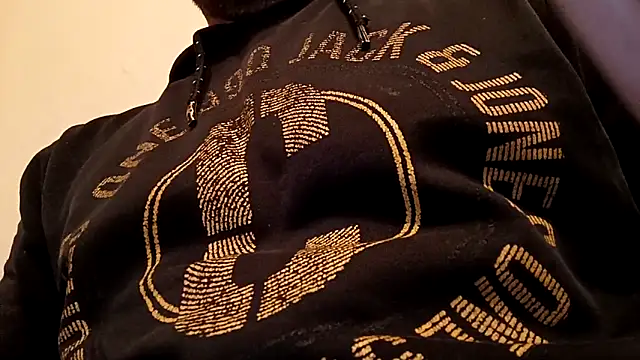 Snapshot of Timbojan28 chatting on February 24, 2026, 3:54 pm Timbojan28 online show from February 24, 2026, 3:54 pm