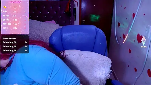 Snapshot of Azamy-12 chatting on February 25, 2025, 12:36 am Azamy-12 online show from February 25, 2025, 12:36 am