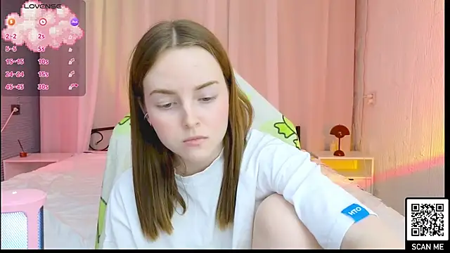 Wild  flowers online show from March 22, 2025, 6:47 pm