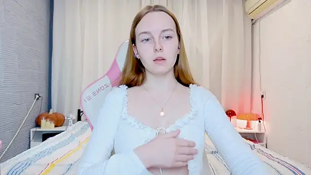 Wild  flowers online show from November 24, 2025, 7:24 pm