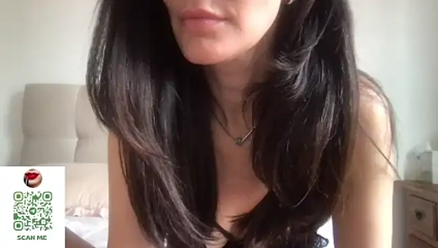 Snapshot of paolajonez chatting on January 9, 2026, 11:46 am paolajonez online show from January 9, 2026, 11:46 am