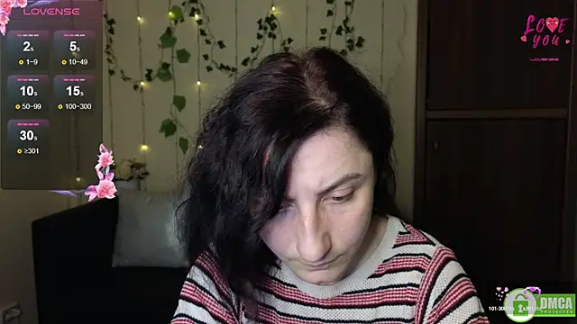 Muse kitty jenia online show from October 7, 2025, 5:32 pm