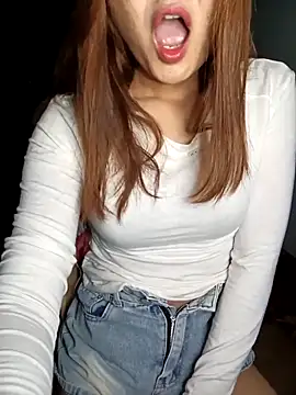 Girl20sexy online show from December 16, 2025, 5:07 pm