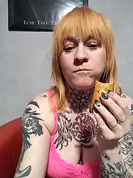 poussichienne online show from April 4, 2026, 4:15 pm