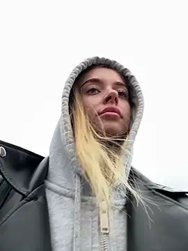 enjoy my beauty online show from October 22, 2025, 7:08 am