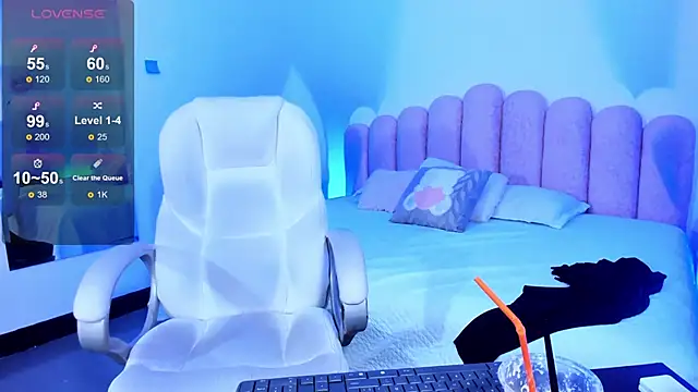 Snapshot of Haanna__ chatting on December 21, 2024, 9:36 pm Haanna online show from December 21, 2024, 9:36 pm