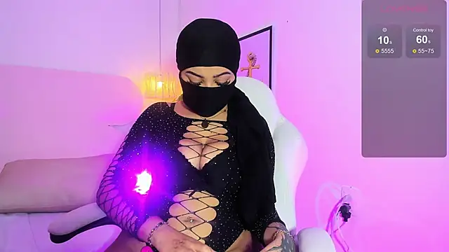 Snapshot of Haanna__ chatting on January 11, 2025, 6:54 pm Haanna online show from January 11, 2025, 6:54 pm