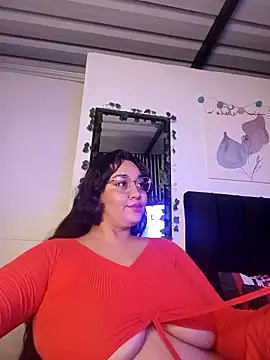 Snapshot of Alezapark chatting on April 25, 2026, 5:43 am Alezapark online show from April 25, 2026, 5:43 am