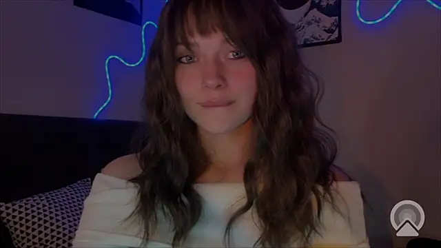 Snapshot of Emilia0_0_7 chatting on February 26, 2026, 9:03 pm Emilia0 0 7 online show from February 26, 2026, 9:03 pm