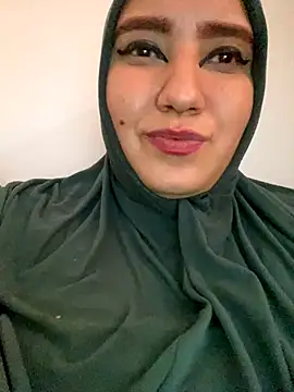 Snapshot of hannahayat chatting on December 1, 2024, 4:29 pm hannahayat online show from December 1, 2024, 4:29 pm