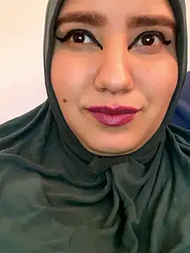 Snapshot of hannahayat chatting on December 2, 2024, 3:47 pm hannahayat online show from December 2, 2024, 3:47 pm