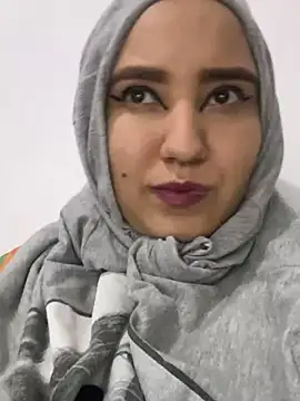 Snapshot of hannahayat chatting on December 7, 2024, 3:41 pm hannahayat online show from December 7, 2024, 3:41 pm
