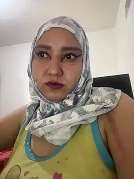 hannahayat online show from April 16, 2026, 3:35 pm