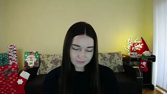 Snapshot of Pretty_shy chatting on January 7, 2025, 9:18 am Pretty shy online show from January 7, 2025, 9:18 am