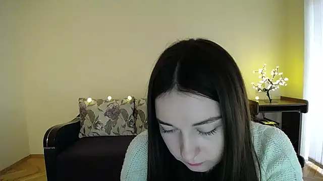 Snapshot of Pretty_shy chatting on January 15, 2025, 12:04 pm Pretty shy online show from January 15, 2025, 12:04 pm