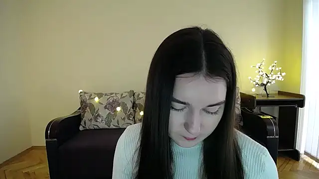 Snapshot of Pretty_shy chatting on January 28, 2025, 9:08 am Pretty shy online show from January 28, 2025, 9:08 am