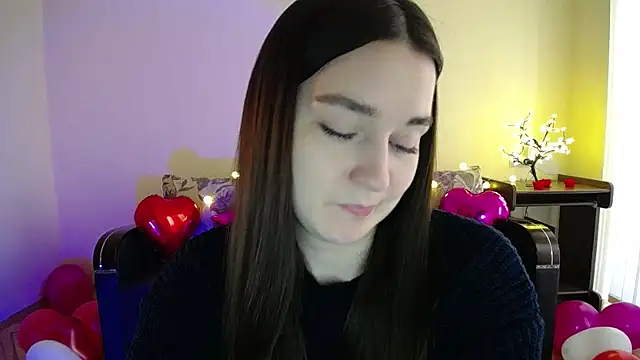 Snapshot of Pretty_shy chatting on February 18, 2025, 1:00 pm Pretty shy online show from February 18, 2025, 1:00 pm