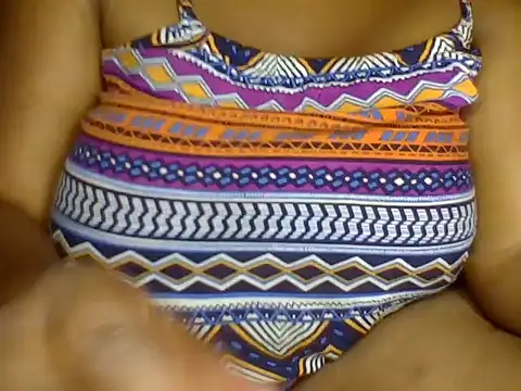 zoey10 online show from October 24, 2025, 8:55 am