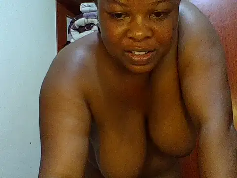 zoey10 online show from December 5, 2025, 7:54 pm