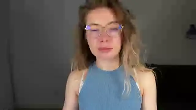 Snapshot of Mia_Tasty chatting on January 11, 2026, 2:33 pm Mia Tasty online show from January 11, 2026, 2:33 pm