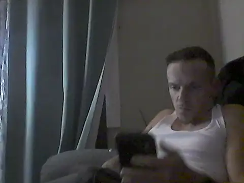 Snapshot of Rollinhard6969 chatting on February 1, 2026, 12:48 pm Rollinhard6969 online show from February 1, 2026, 12:48 pm