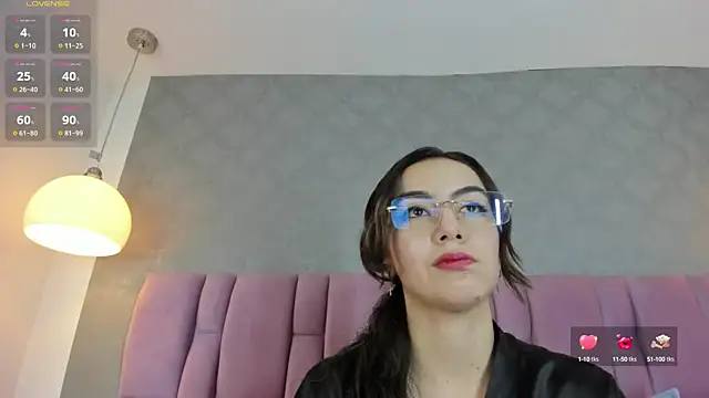 Snapshot of Antonella-Ray chatting on March 1, 2025, 8:21 pm Antonella-Ray online show from March 1, 2025, 8:21 pm