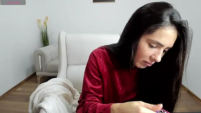 Emmapmg online show from January 1, 2025, 6:58 am