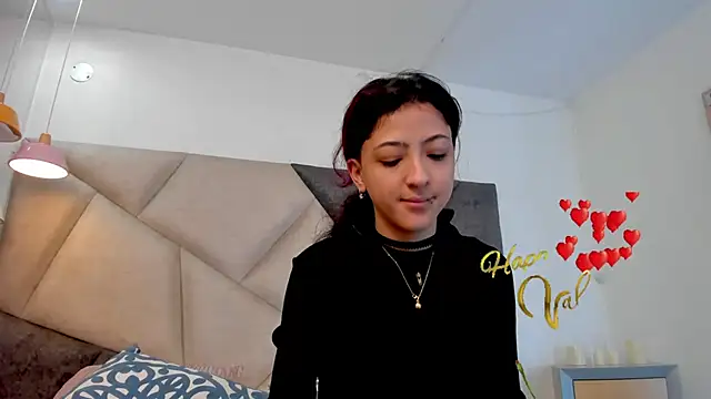 BonnieCute  online show from February 15, 2026, 9:44 pm