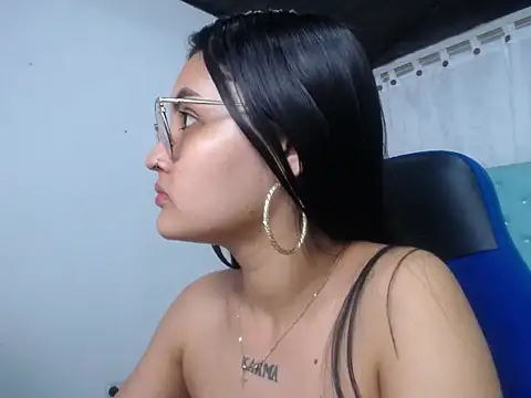 Snapshot of antonella_sweetlittle chatting on October 24, 2025, 12:23 pm antonella sweetlittle online show from October 24, 2025, 12:23 pm