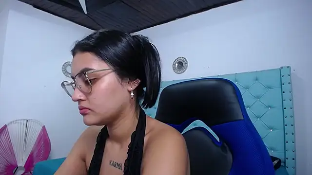 Snapshot of antonella_sweetlittle chatting on February 11, 2026, 10:53 am antonella sweetlittle online show from February 11, 2026, 10:53 am