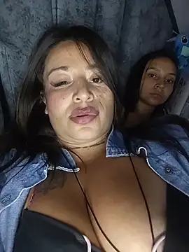 Snapshot of Alona_Evans chatting on February 12, 2026, 11:55 pm Alona Evans online show from February 12, 2026, 11:55 pm