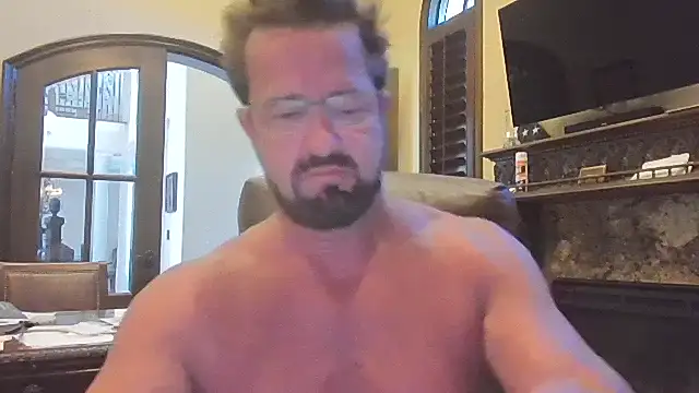 Snapshot of sluttydylan chatting on October 18, 2025, 5:25 pm sluttydylan online show from October 18, 2025, 5:25 pm