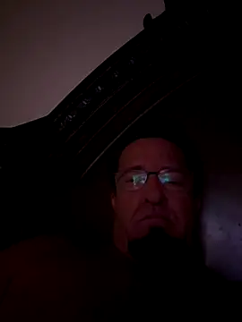 Snapshot of sluttydylan chatting on November 15, 2025, 8:00 am sluttydylan online show from November 15, 2025, 8:00 am