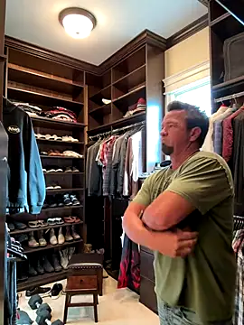 Snapshot of sluttydylan chatting on November 16, 2025, 9:31 pm sluttydylan online show from November 16, 2025, 9:31 pm