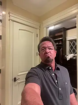 sluttydylan online show from February 16, 2026, 2:29 am