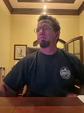 sluttydylan online show from May 16, 2026, 12:40 am
