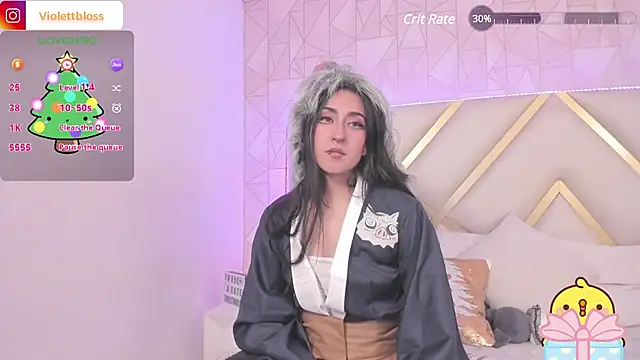 Snapshot of Violettbloss chatting on December 20, 2024, 4:31 am Violettbloss online show from December 20, 2024, 4:31 am