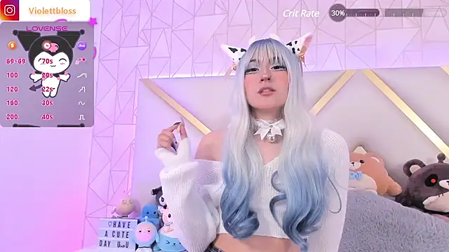 Snapshot of Violettbloss chatting on February 27, 2025, 12:32 am Violettbloss online show from February 27, 2025, 12:32 am