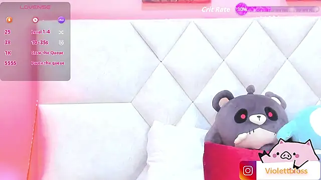 Snapshot of Violettbloss chatting on September 25, 2025, 3:10 am Violettbloss online show from September 25, 2025, 3:10 am